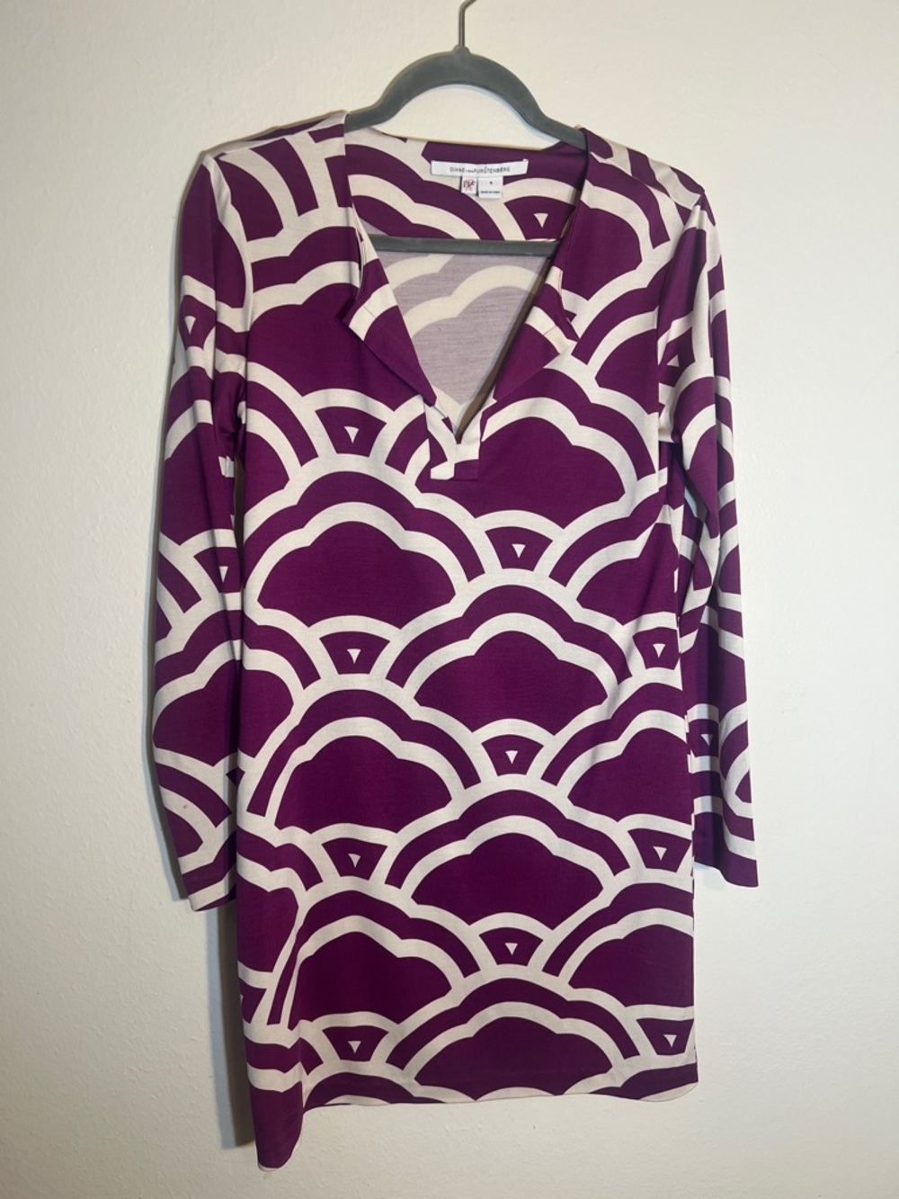 Diane Von Furstenberg Purple and Ivory Long Sleeve Silk Knit Dress Size 6 Med